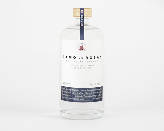 Mezcal Bouquet of Young Espadín Roses 700ml